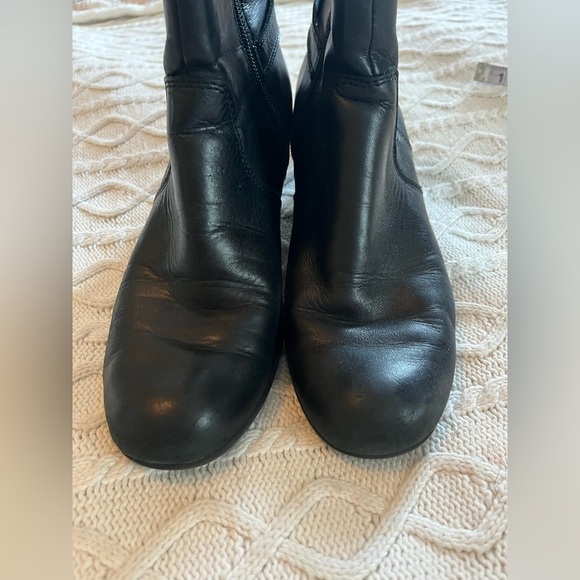 Naturalizer Black Leather Ankle Boots Women’s Size 8 Narrow - Picture 4 of 13